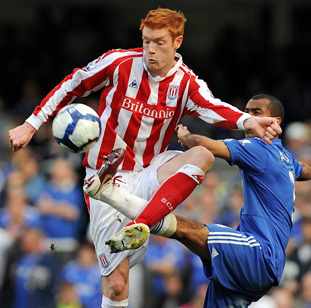 乐部与足协 乐部与足协