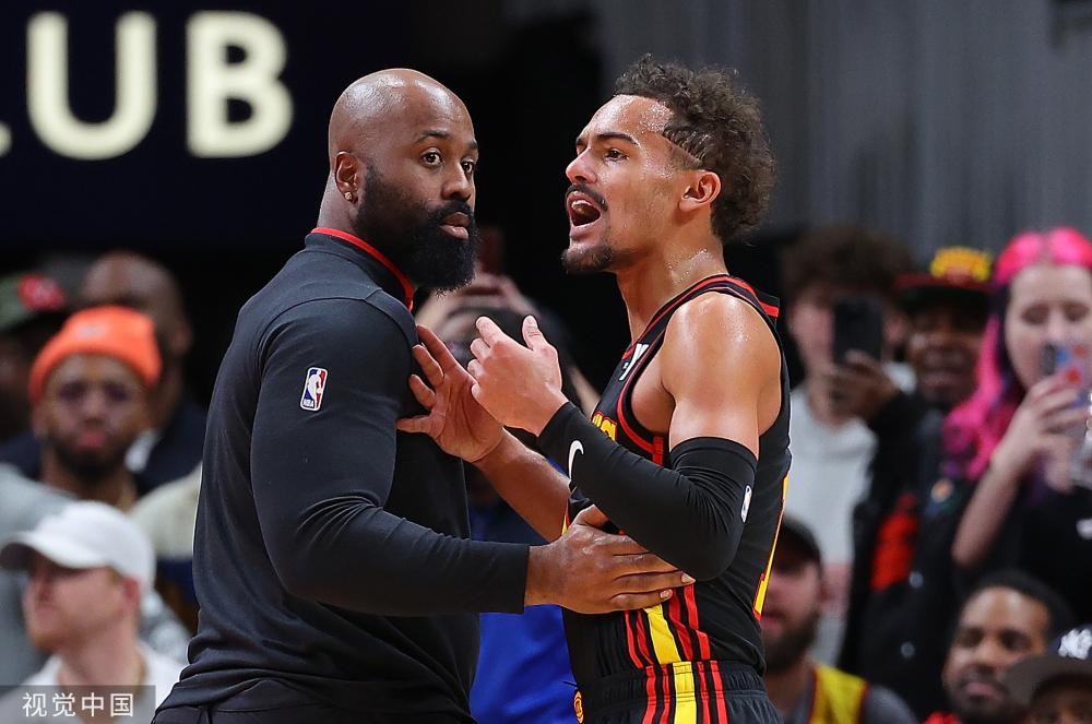 皮耶罗:场上赢8个意甲官方6个托蒂:理论我拿10-12个官方1个.